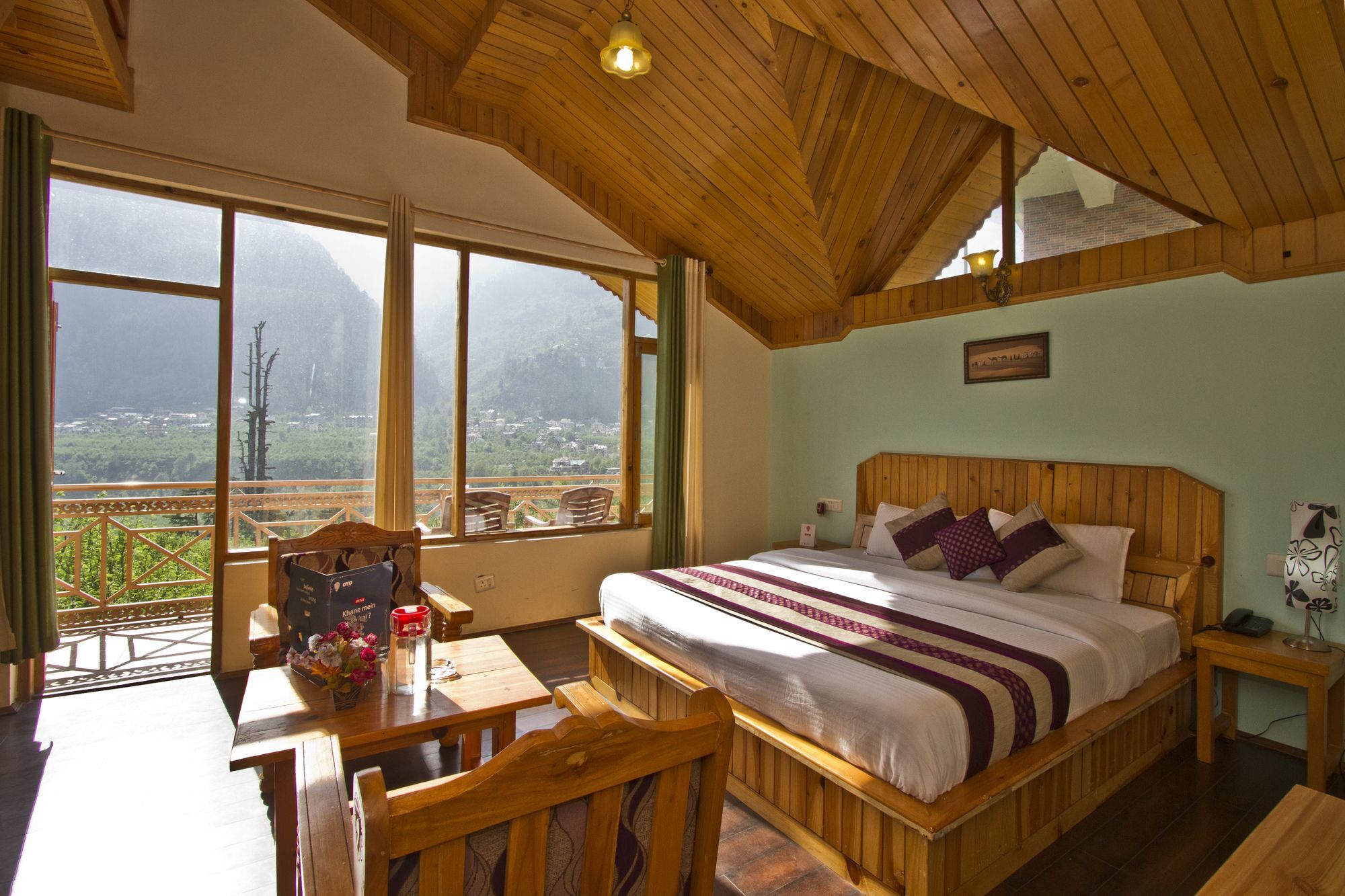 Hotel Mountain Face Manāli Екстериор снимка