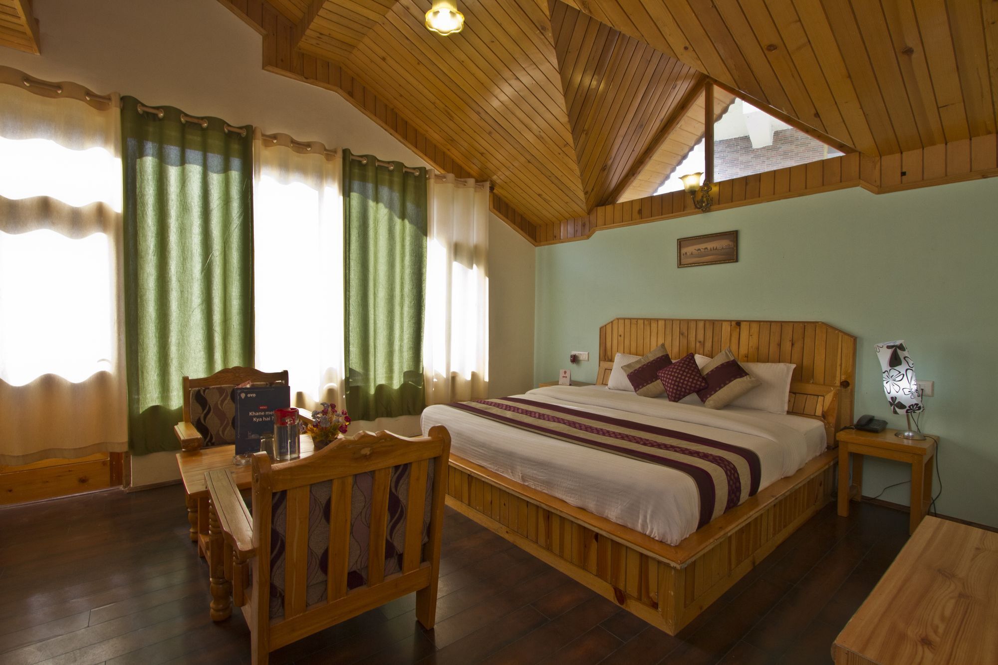 Hotel Mountain Face Manāli Екстериор снимка