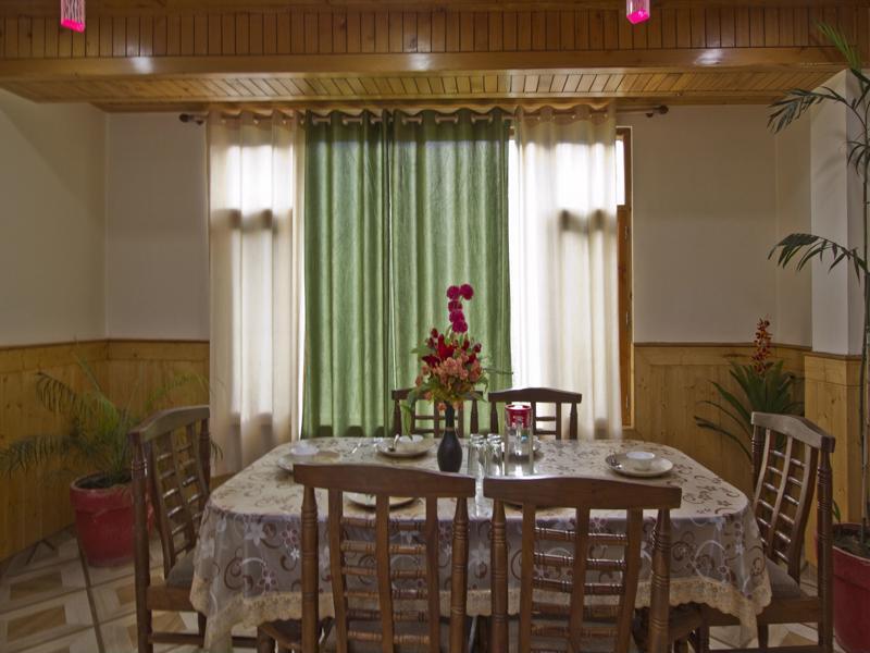 Hotel Mountain Face Manāli Екстериор снимка