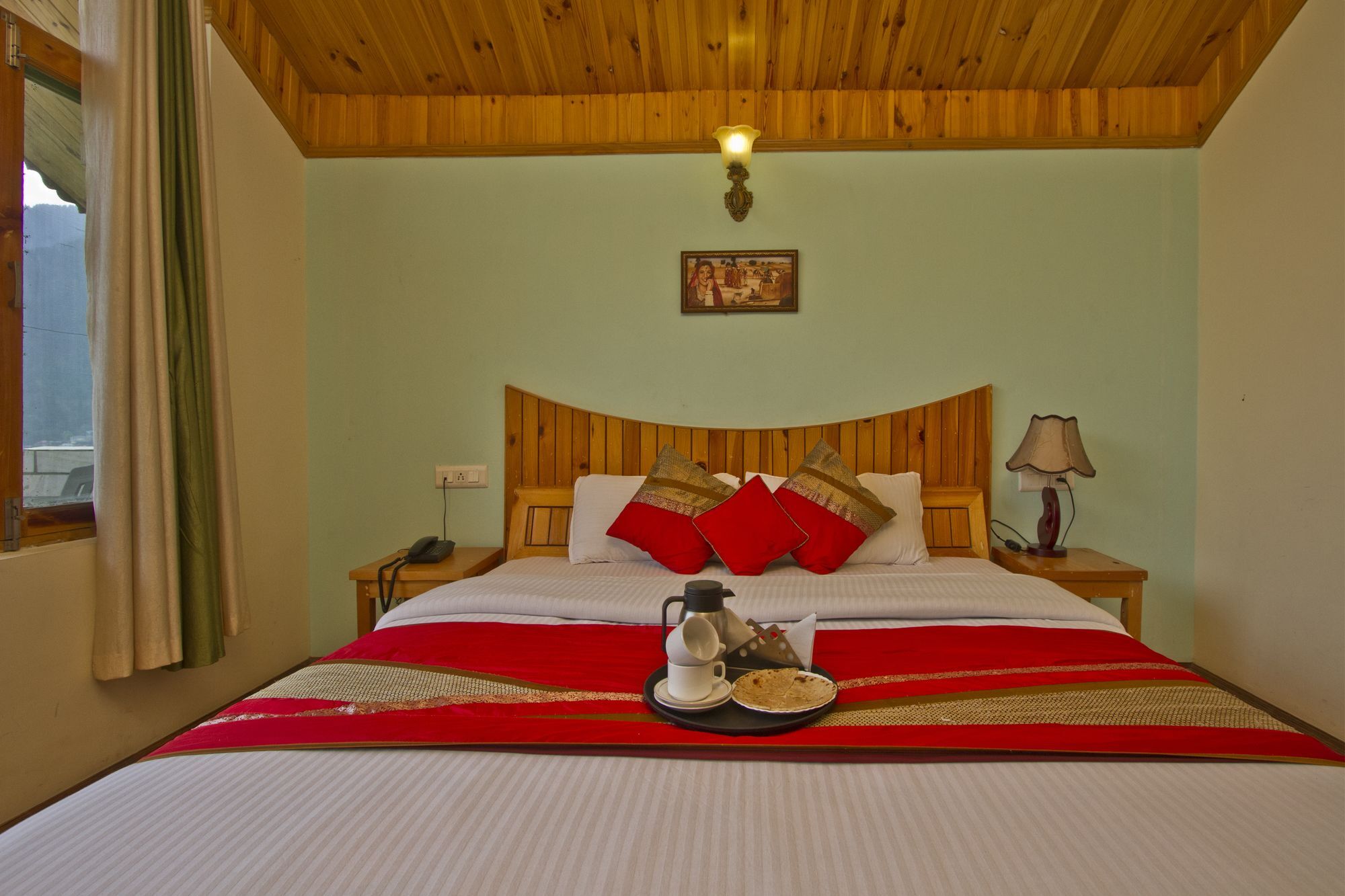Hotel Mountain Face Manāli Екстериор снимка