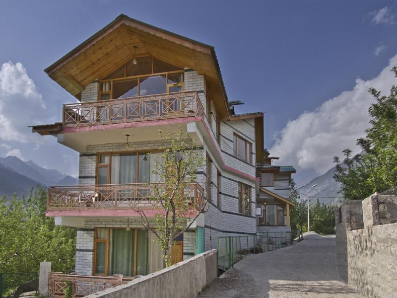 Hotel Mountain Face Manāli Екстериор снимка